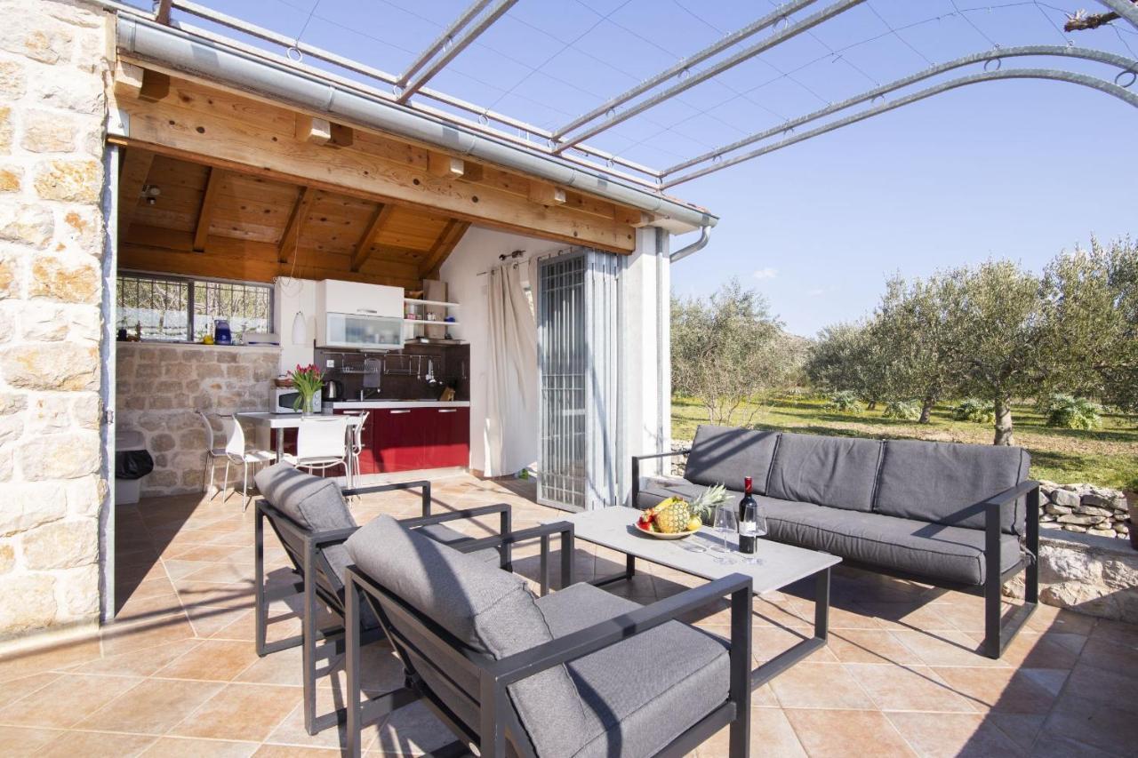 Holiday Home Olive Шибеник Екстер'єр фото